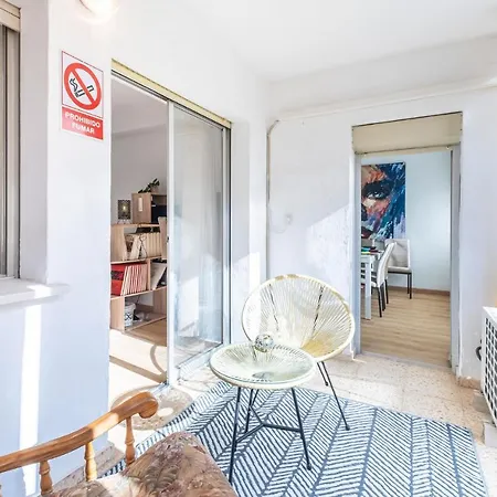 4 Bedroom In Apartment